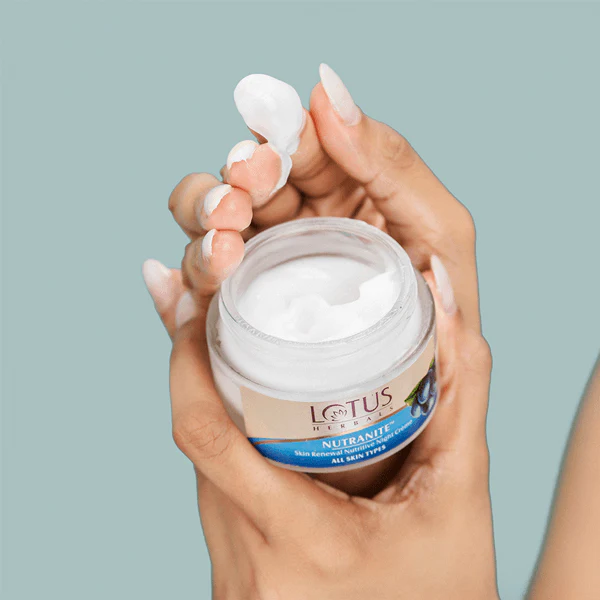 Nutranite Skin Renewal Nutritive Night Cream - Image 3