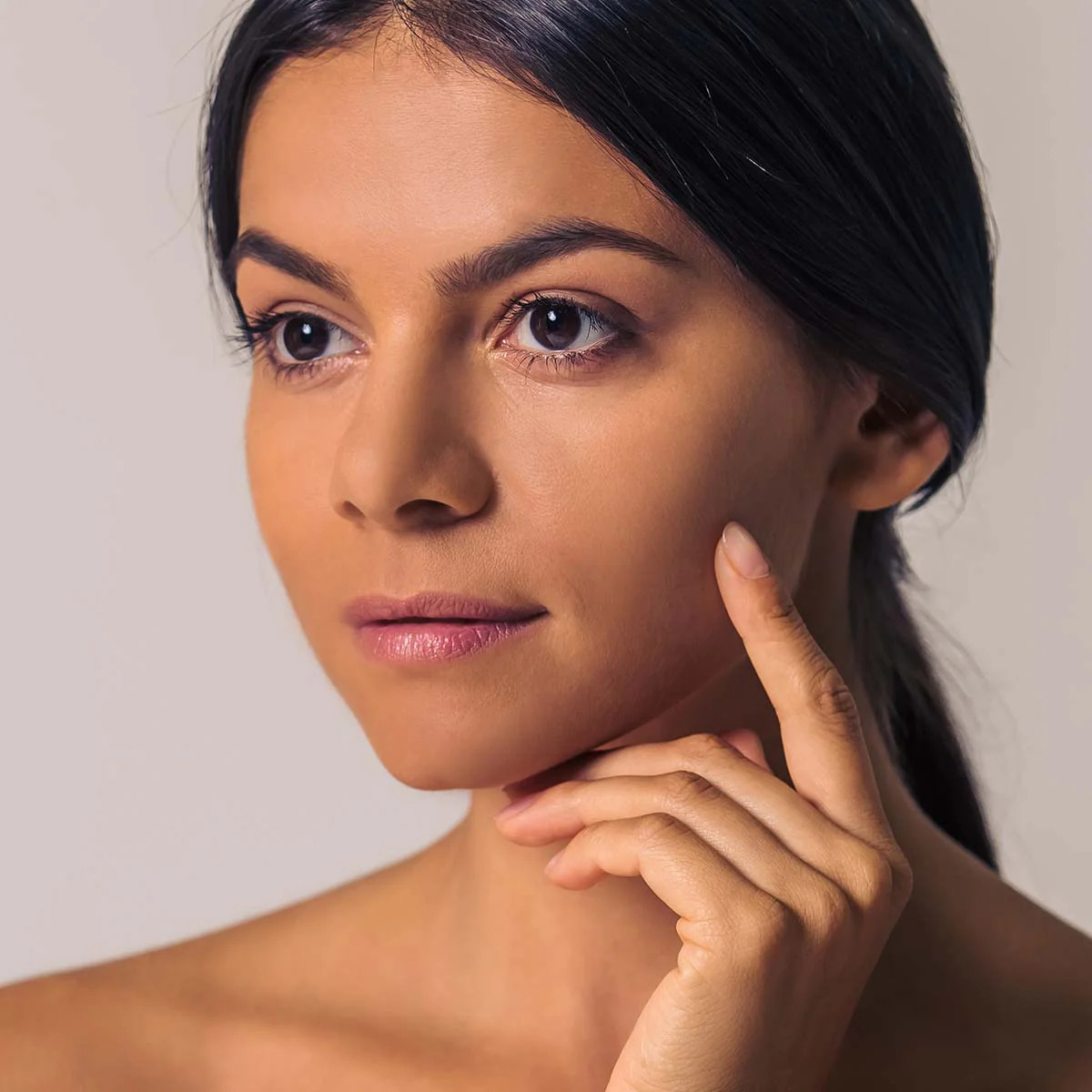 Proedit Silk Touch Perfecting Powder - Image 17